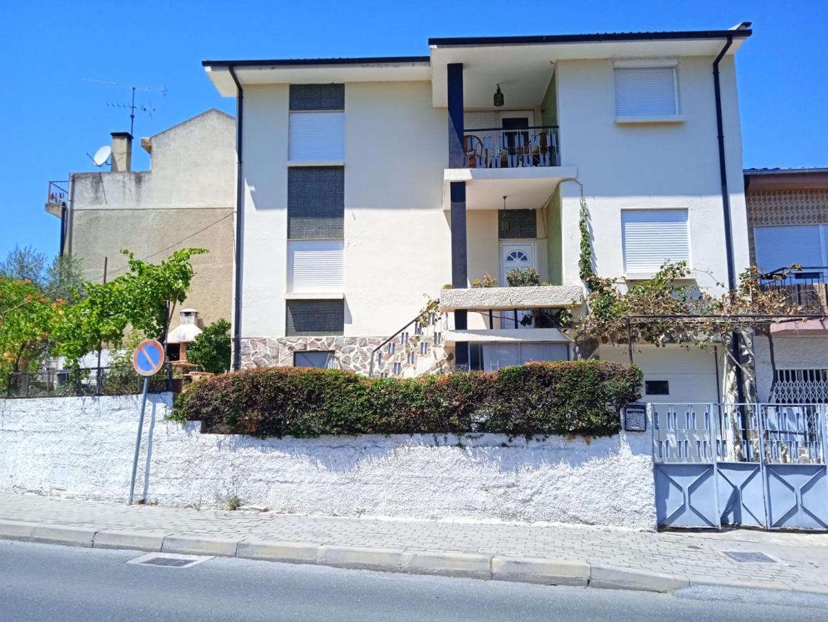 Alojamento Local Os Maias Мирандела Экстерьер фото